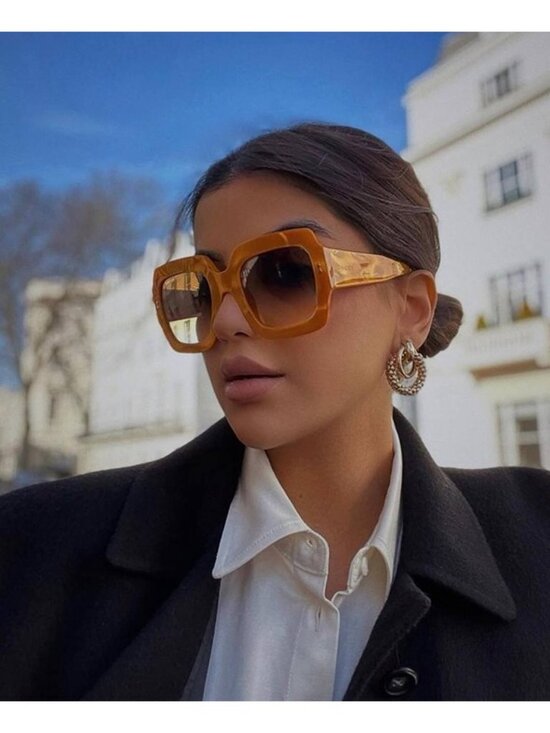 Gucci GG1111S 003 Sunglasses Havana Square Frame, Red Lenses main image 9
